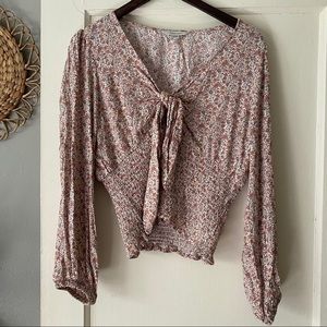 AE tie front top 🌸
